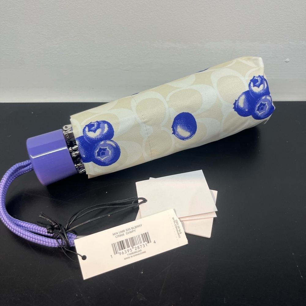Last one! NWT Coach Outlet Mini Umbrella In Signature Blueberry Print